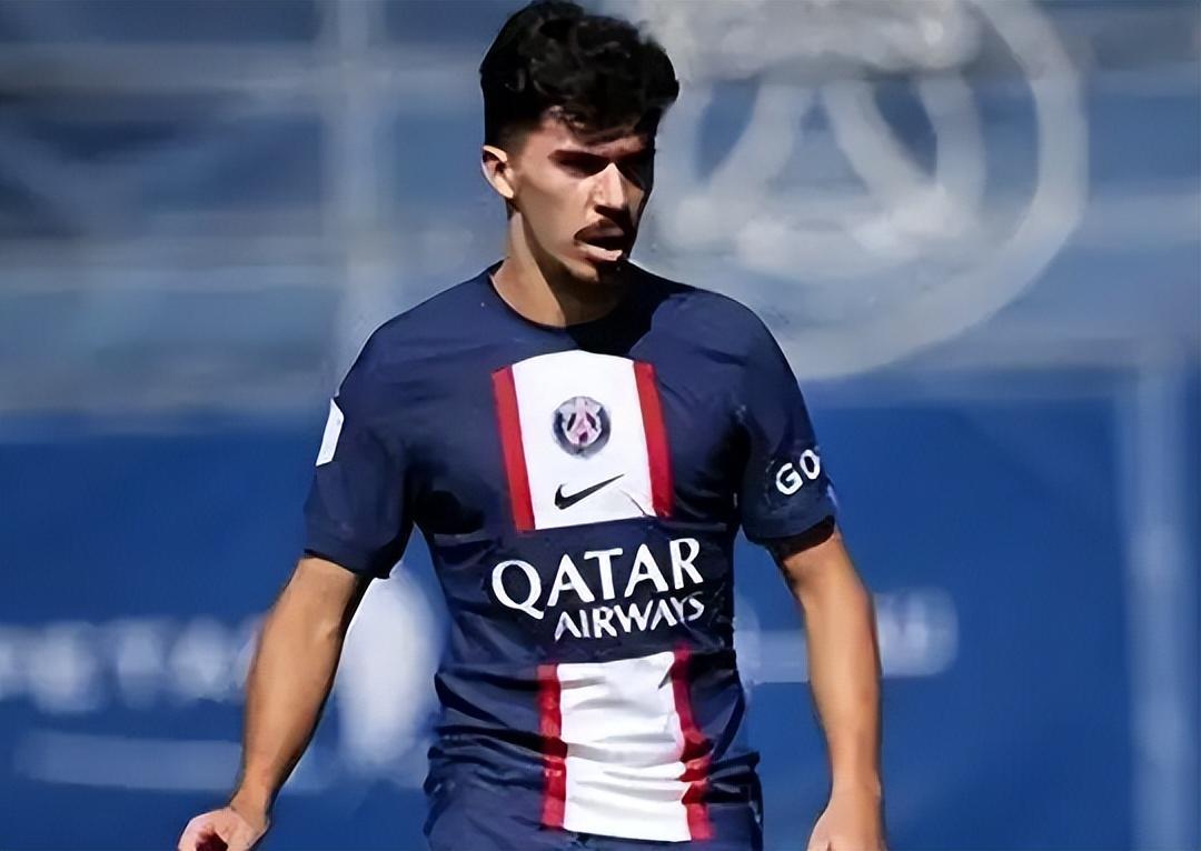 的比赛里展 的比赛里展