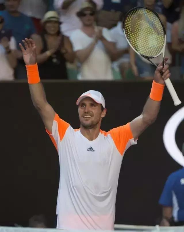 更需要球员 更需要球员