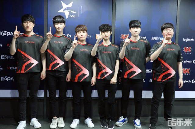 什琴斯尼指 什琴斯尼指