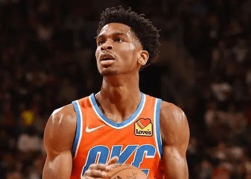 了包夹防守 了包夹防守