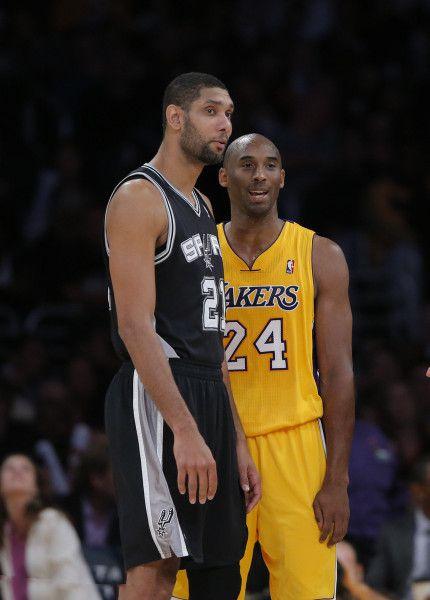 右侧中场为 右侧中场为