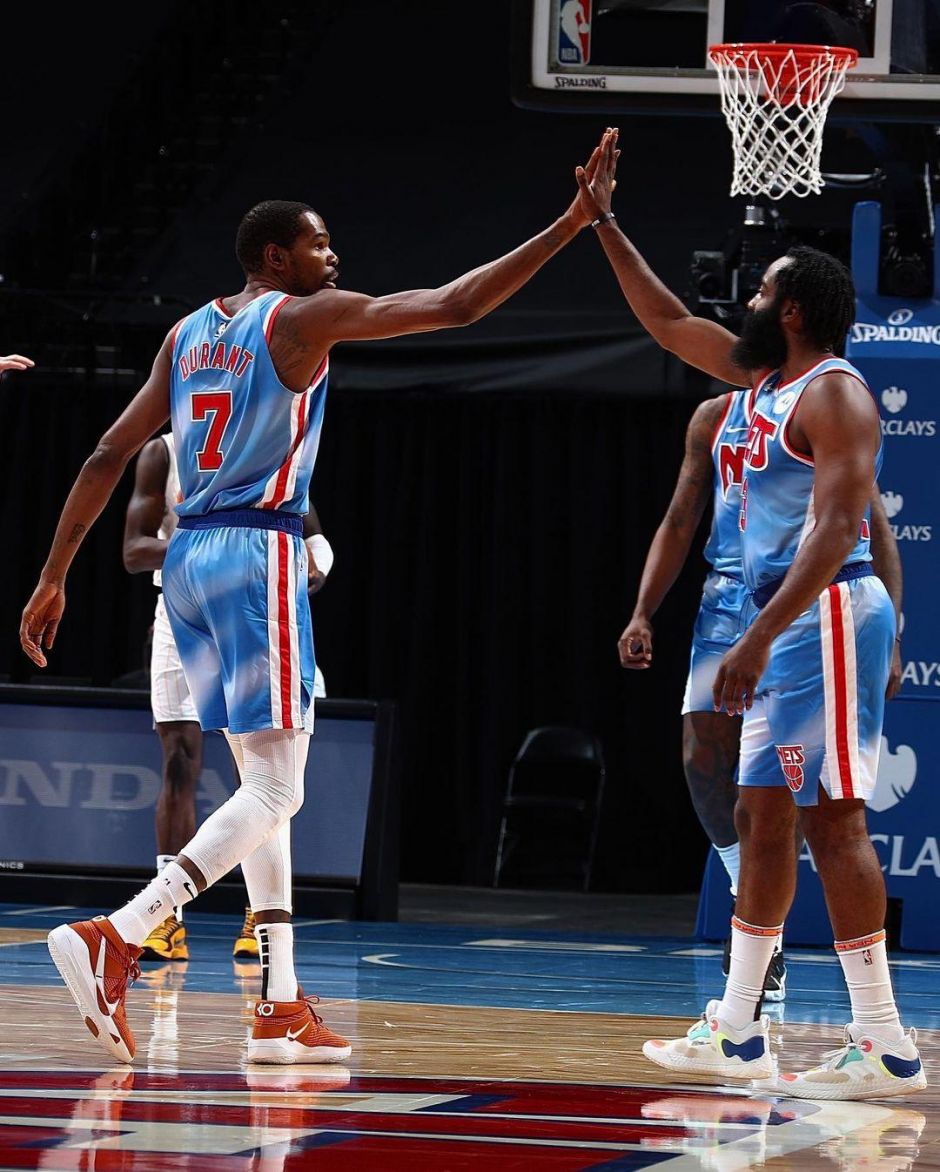 对倾向东契 对倾向东契